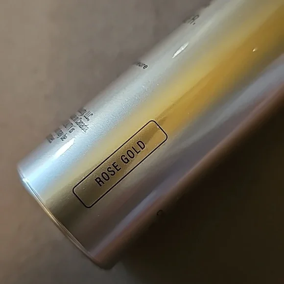 JLO BEAUTY That Star Filter Complexion Booster Color: Rose Gold - Picture 4 of 5